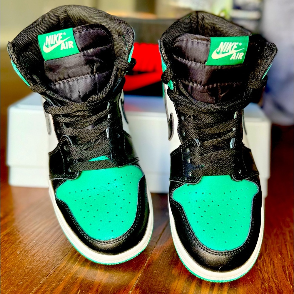 Air Jordan Retro 1 Green